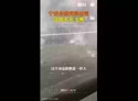 附圖