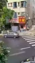 附圖