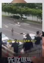 附圖