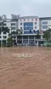 附圖
