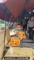 附圖